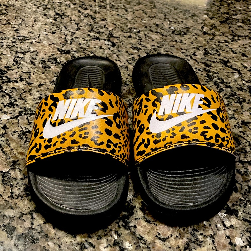 Nike slides